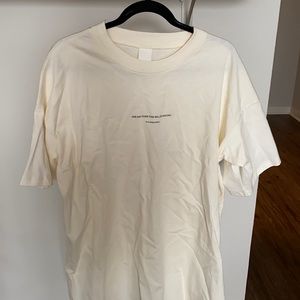 Oversized cream H&M tee